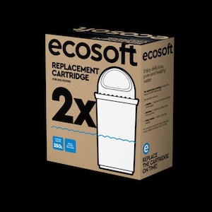 Puede incluir: Una caja de cartón de cartuchos de repuesto para filtros de agua Ecosoft. La caja presenta el nombre de la marca, los detalles del producto y un gráfico del filtro. La caja contiene dos cartuchos, cada uno filtrando 350 litros de agua.