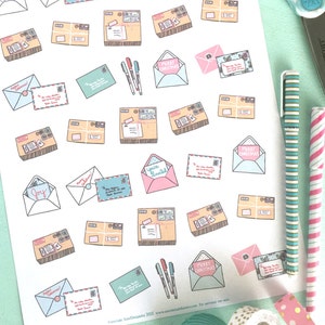 ¡STICKERS de paquetes/correo navideño PASTEL imprimibles! - Descarga instantánea de archivos digitales: cartas, sobres, tarjetas, cajas, saludos