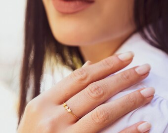 Minimalist Triple Star Ring – 18K Gold-Plated, Hypoallergenic, Delicate, Stackable Design, Waterproof