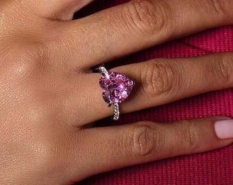 Anillo de corazón rosa con circonita cúbica: Anillo de promesa de plata de ley rodiada