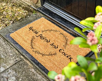 Dörrmatta, LOTR-inspirerad välkomstmatta, Hobbit-heminredning, fantasypresent till honom, present till henne, inflyttningspresent