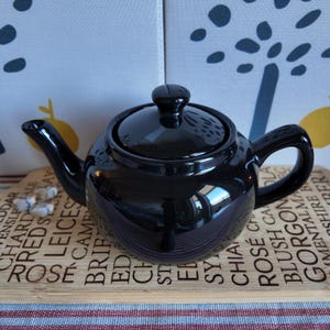 Vintage Chino Fine Quality Black Porcelain Teapot Minimalist Design