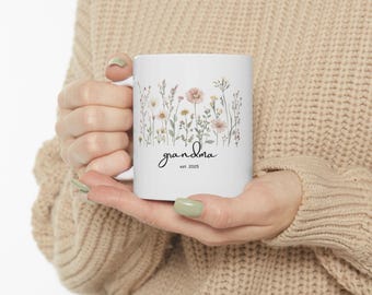 Taza para abuela primeriza - Regalo personalizado para abuela primeriza - Taza de café de vidrio con flor de Nanna - Regalo personalizado para el Día de la Madre - Anuncio de embarazo