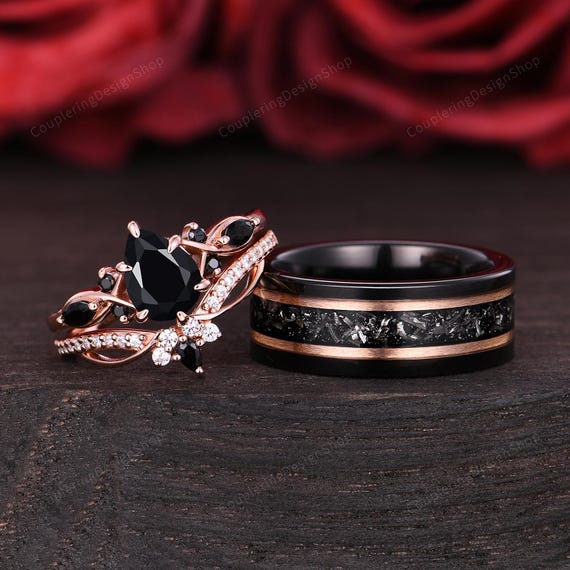 Vintage Black Onyx Couples Ring Set Unique Cluster Bridal Ring Rose Gold His and Hers Wedding Bands Mens Tungsten Ring Black Gemstone Rings