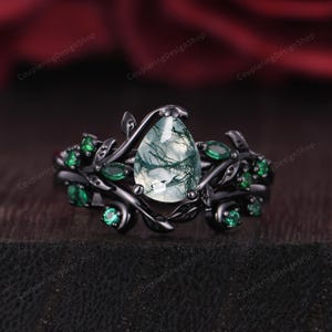 Natural Green Moss Agate Engagement Ring Set 1.25ct Twig Vine Pear Moss Agate Emerald Wedding Ring Goth Black Gold Bridal Promise Rings