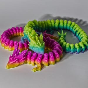 Jouet articulé en cristal Dragon Fidget - Dragon multicolore phosphorescent imprimé en 3D