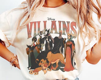 レトロなディズニーヴィランズグループ、マレフィセント、邪悪な女王、ラファ・スカー、ハデス、コンフォートカラーシャツ、グッド・トゥ・ビー・バッドシャツ、ディズニーヴィランズ、クルエラ・ド・ヴィル