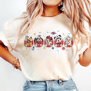 Disney Mickey und Co Cruise Shirt, Mickey und Minnie Cruising T-Shirt, Disney Urlaub, Disney Cruise Familie Matching, Disney Wunsch, Fantasie