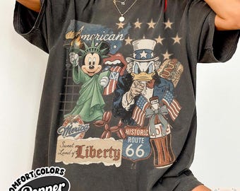 Camiseta Comfort Colors ® Disney Mickey 250 Years America, Camiseta del 250 aniversario de Estados Unidos, Día de la Independencia, Gráfico patriótico de Disney.