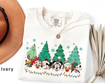 Maglietta vintage con albero di Natale di Topolino e i suoi amici, maglietta con albero di Natale Disney, magliette natalizie Disney per la famiglia, maglietta con tanti auguri di Buon Natale