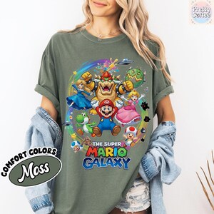 Super Mario Galaxy Film Poster Name Shirt,Universal Studios Super Mario T-Shirt,Mario seit 85 T-Shirt,Universal Island, Disneyland Geburtstagsgeschenk Bild 5