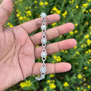 9.00 Carat Round Shape Cubic Zirconia Womens Tennis Bracelet in 925 Sterling Silver For Gifting