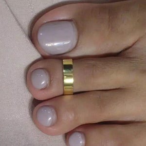 Women&#39;s Solid Metal Band Adjustable Toe Ring 14k Yellow Gold Plated Silver