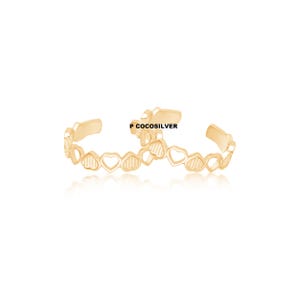 Womens & Girls Solid Metal Heart Style Band Toe Ring in 14K Yellow Gold Plated For Gifting 2 pcs
