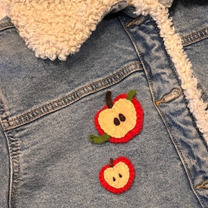 Apple Pin Felt Patch Handmade Accessory for Bags and Clothes Fruit Charm Clothing Pin