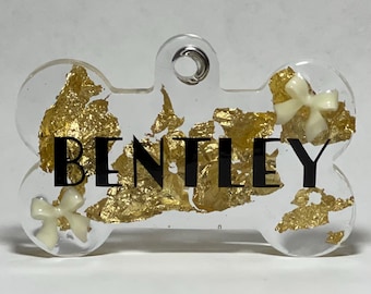 Custom UV Resin Pet Tag – Clear with Gold Flakes for Stylish Pets
