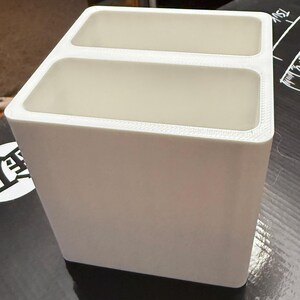 3D Printed Simple Toothbrush Holder