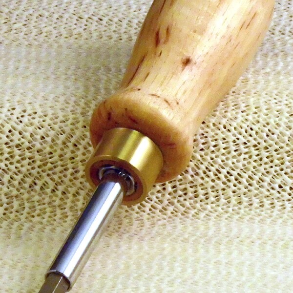 Multi-Tip Screwdriver - Speckled Hickory