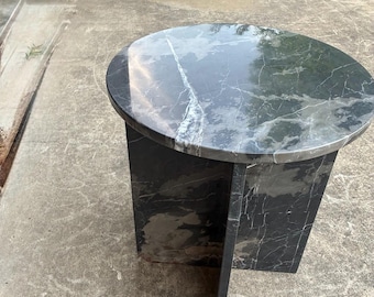 Black Marble Handmade Accent Table: Handcarved Stone Side Table (20"x25") Home Decoration. STBM-MMSR02