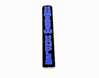 Magnetischer Snap-In-Griff (nur Frontplatten) – für sekundenschnellen Wechsel der Etiketten