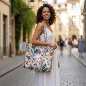 Bolso tote acolchado bohemio: bolso grande de algodón para mujer, bolso de playa floral para viaje.