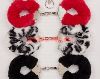 毛皮の手錠、警察の手錠、BDSMの手錠、ボンデージ拘束具、寝室のアクセサリー、ヒョウ柄の手錠、独身女性への贈り物、足首の手錠、