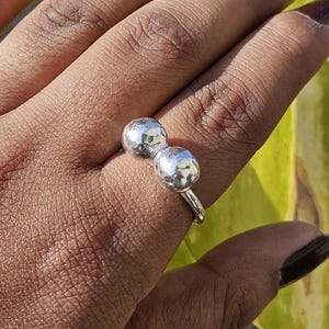 Handmade Silver Ball Statement Ring: Modern Minimalist Jewelry