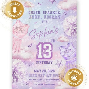 Puede incluir: Una invitación digital con temática de animadoras. El diseño presenta un fondo degradado de color púrpura y azul, con el texto "Cheer, Sparkle, Jump, Hooray!" y "13 cumpleaños de Sophia". Incluye uniformes de animadora y estrellas.