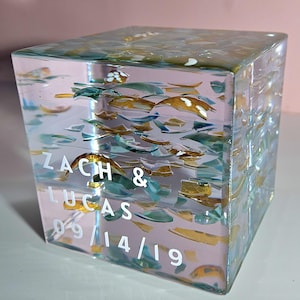 Smashed Glass Cube 4x4x4 &quot;jüdische Hochzeitsgeschenk Tradition Memory Chuppah Mesusah Resin Art Cube