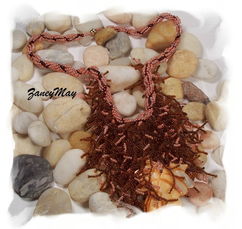 Autumn Surrenders Necklace Pattern in PDF image 3