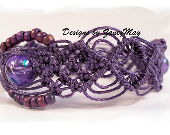 Simplistic Beauty Macrame Bracelet Tutorial in PDF