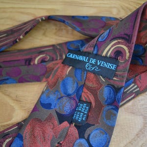 Carnaval de venise Seidenkrawatte, Blumen Seidenkrawatte, rote Seidenkrawatte, 70er Seidenkrawatte, rote Seidenkrawatte,