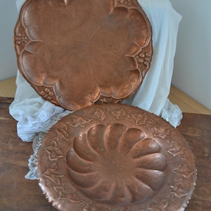 Large old copper dish, copper tray, embossed copper platter, vintage copper kitchenware, vintage copper dish, italian copper kitchenware