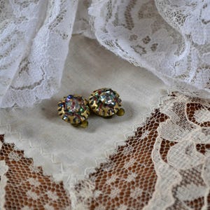 Vintage brass earrings, vintage clip on earrings, 70&#39;s jewelry, 60&#39;s clip earrings, vintage round colorful earrings, vintage glass earrings