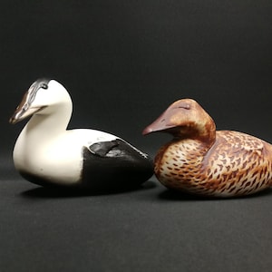 Vintage figurines Series "Archipelago": "Guding" (male eider) and "Åda" (female eider) by Paul Hoff, Gustavsberg, Sweden.
