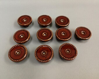 10 pcs. Really fancy door handles, furniture knobs, brown glazed stoneware made by the legend Carl-Harry Stålhane! Swedish made. 1960s.