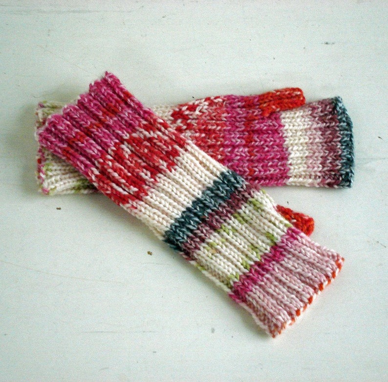 Knitting PATTERN Fingerless Gloves image 4