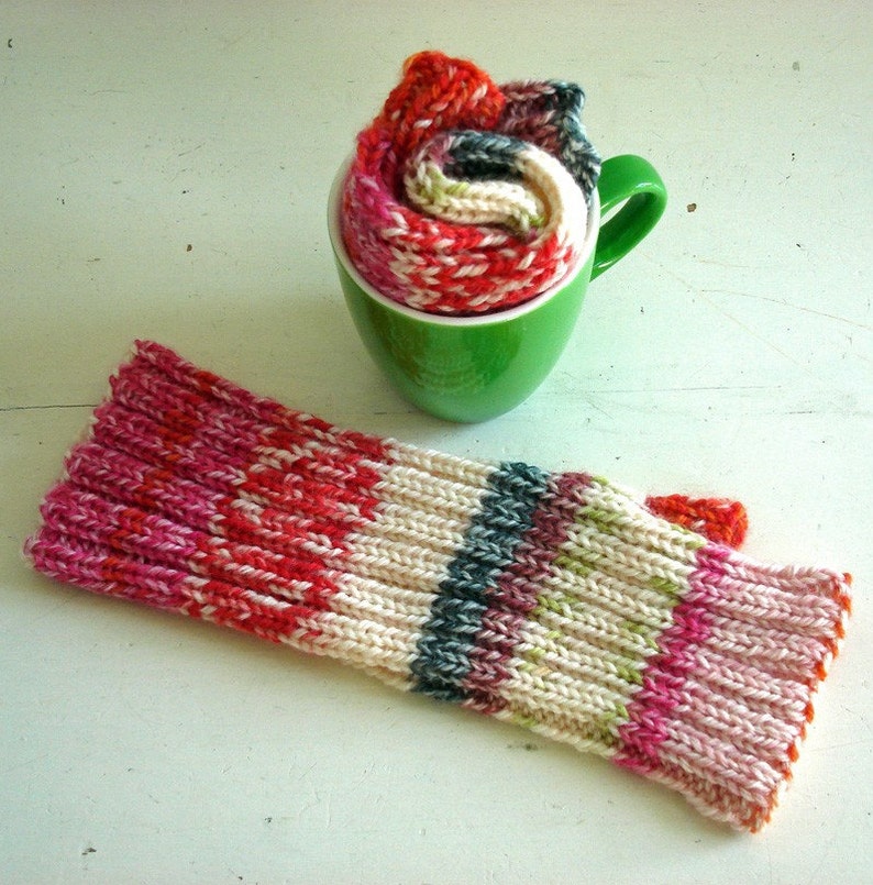 Knitting PATTERN Fingerless Gloves image 3