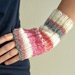 Knitting PATTERN Fingerless Gloves image 5