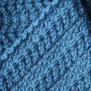 Knitting PATTERN Reversible Heringbone Scarf image 4