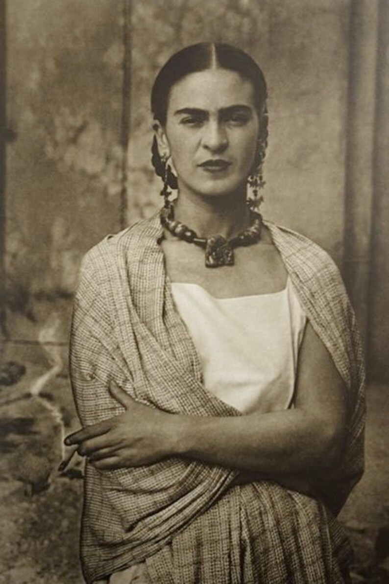 Frida Kahlo hält rauchen Zigaretten Künstler Portrait Foto | Etsy