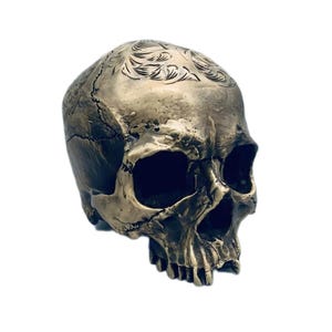 Gothic Antique Bronze Skull Sculpture - Lifelike 1:1 Scale Realistic Skull Decor, Dark Bar & Man Cave Accent, Halloween Table Centerpiece