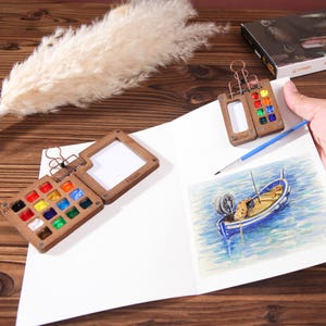 Mini caja de acuarela con grabado personalizado, caja de viaje de madera con paleta, kit de pintura portátil para viajes, regalo de cumpleaños para pintores, niños y adultos.