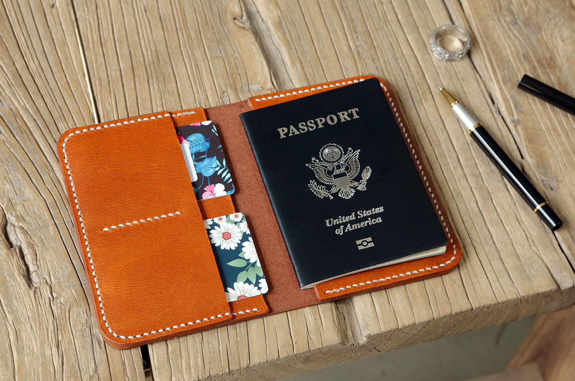 Designer Vegetable Tanned Leather Passport Cover Holder Black -  Sweden
