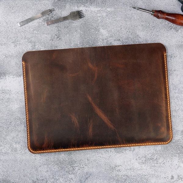 Handmade leather new macbook pro sleeve case for 13 14 15 16 inch macbook / vintage distressed leather macbook air 15 13 sleeve case MACX05S