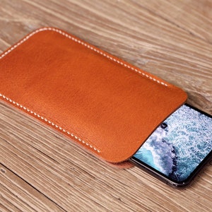 Funda personalizada de cuero de grano completo para iPhone 16, 15, 14 Plus Pro, funda de cuero genuino negro y marrón para iPhone 15, 14 y 13 Pro Max IP0XXS