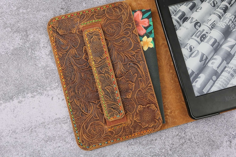 Women embossing leather kindle paperwhite 12th 11th case , Tooled leather 2024 Kindle 11th gen case cover, Kindle Oasis case W11-KD05CWP image 4
