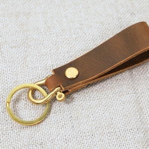Heavy Duty personalized leather loop keychain , Custom car Key fob , Custom Leather Keychain , belt loop keychain key holder - Y03-LLKC