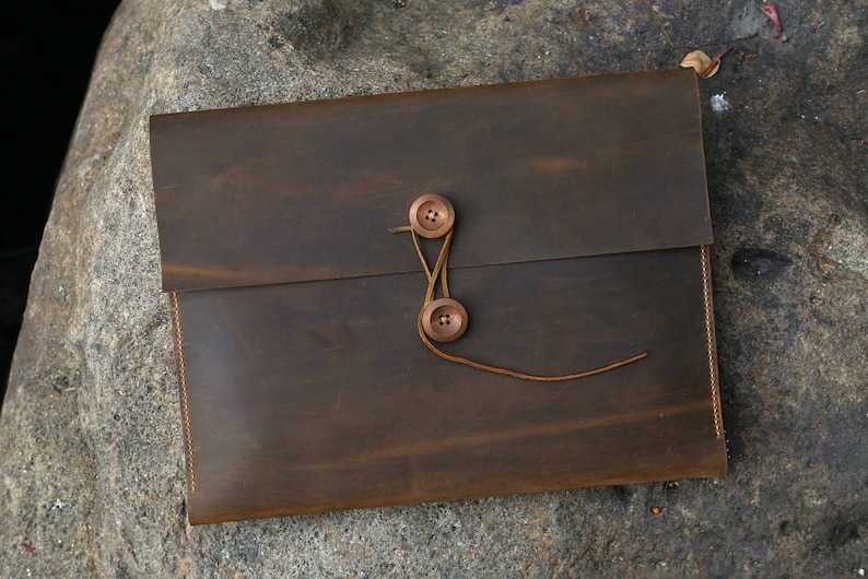 Handmade distressed leather MacBook pro laptop portfolio / retro leather business travel organizer case - MB05PDB image 2