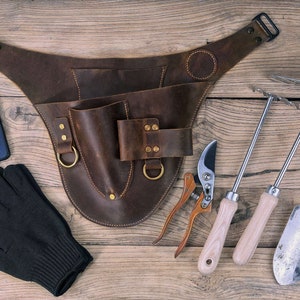 Personalisierter Leder Gartengürtel mit Tasche, Blumengürtel mit Tasche, Vintage Ledergürtel mit Tasche - Z07-L05GTL